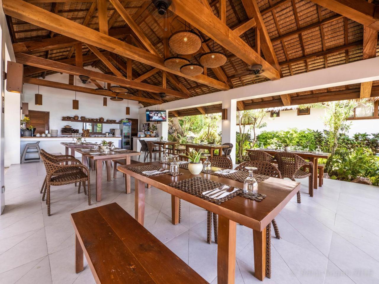 Balay Kogon Hotell Carles Exteriör bild